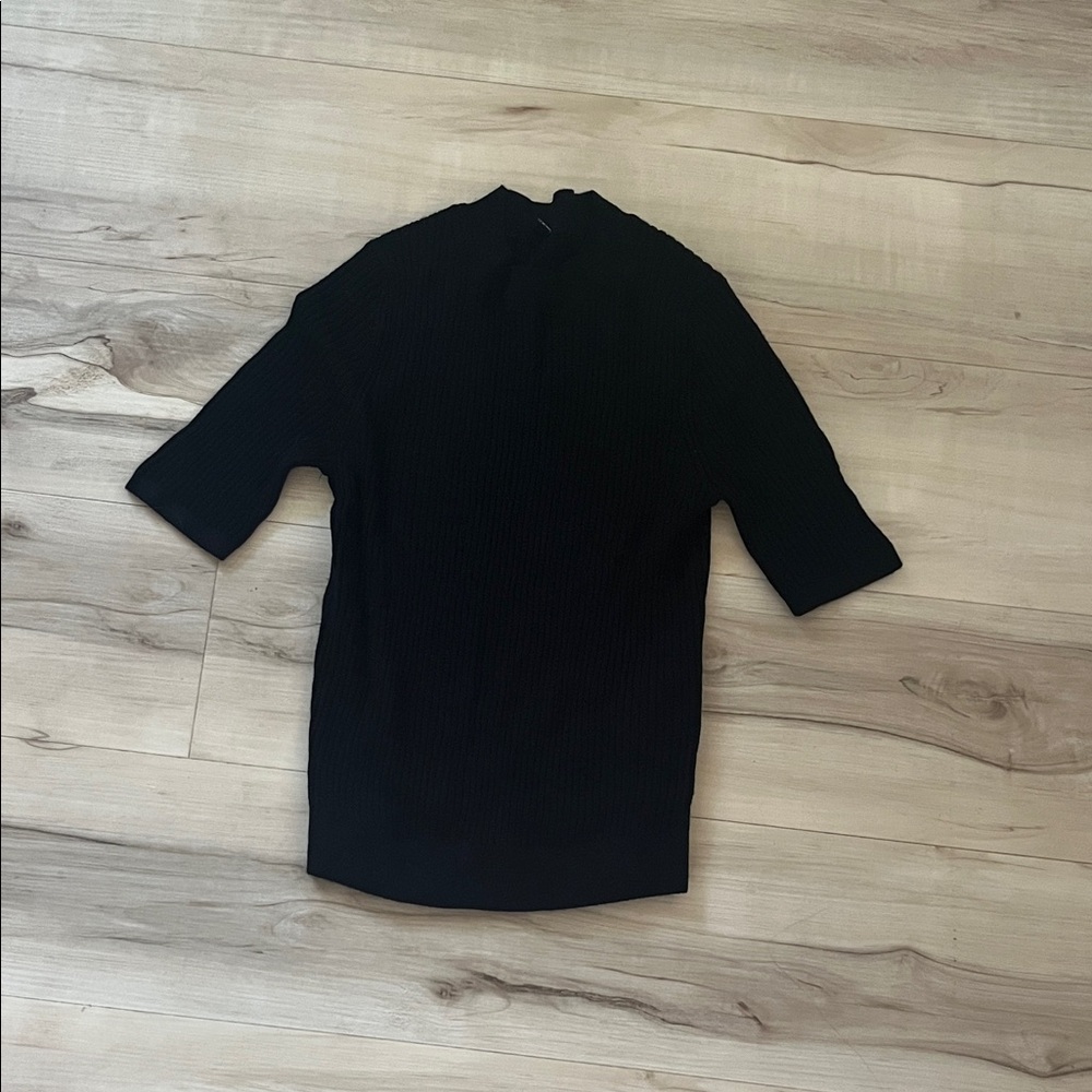 Uniqlo Black Knit Top